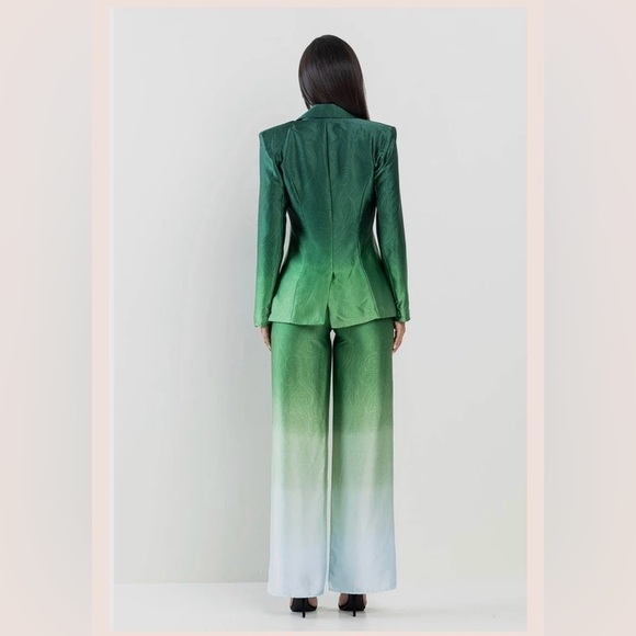 A Day In My Life Suit Set in Green - Picture 2 of 2